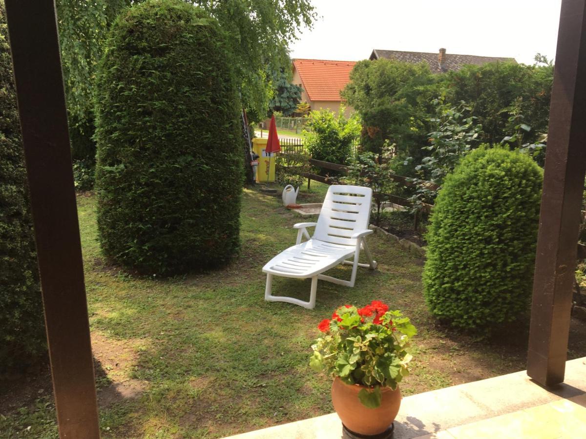 Rozsa Nyaralohaz Villa Balatonboglár Dış mekan fotoğraf