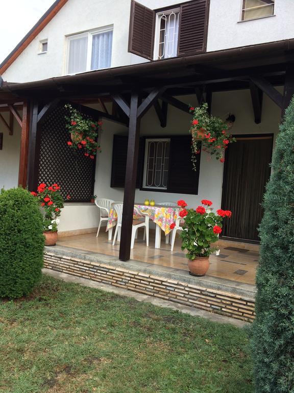 Rozsa Nyaralohaz Villa Balatonboglár Dış mekan fotoğraf